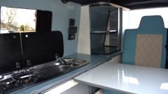 Ozzie – Blue North Campers – VW Transporter
