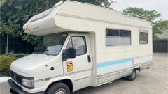 Arturo – Camper Mansardato 