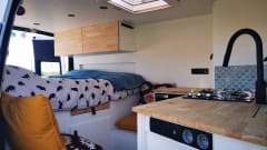 Bustave YFL – Accogliente furgone fai-da-te Ford Transit