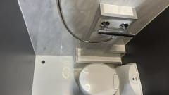 Camper – Ford bus met 3 slaapplaatsen uit 2019
