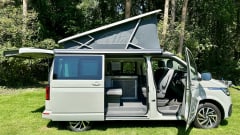 Daisy  – 4 berth Volkswagen California Ocean campervan from 2022