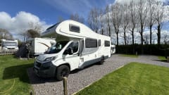 Merther – Roller Team 746 6 Berth