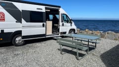 Buscamper – Sun Living V65 SL BUSCAMPER (2025) 3-seater