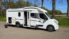 4p Adria Mobil semi-integrata dal 2013