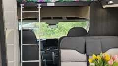 Zefiro 675 2025 – Luxury and Spacious 6 berth Motorhome 