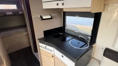 Luxury 5p Challenger, automatic, off-grid