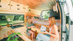 Woody – Luxury 3 seat 2 berth camper fully kitted out! Itinerary planning included!