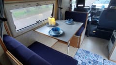 Rosie – 2p Peugeot bus from 1991