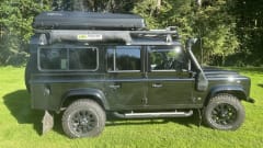 Bessie – 4 berth Land Rover rooftop from 2012