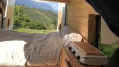 2p Ford bus from 2012