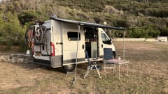 Peus – Off-grid camper with new interior 2023