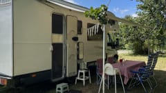 5 person comfort on wheels bunk bed, air conditioning and solar panel 