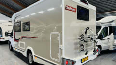 Challenger 380 automatic 4 persons