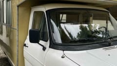 autohome – 4p Ford Alcove from 1979