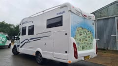 Ruby – Start your adventure with Ruby, our top of the range, luxury memory maker