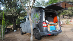 Saampjes – 4/5 Person Volkswagen T5 from 2012