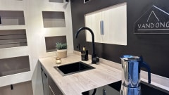 VanDong – Vw Crafter off grid 