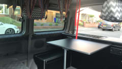 Um Bongo – Mazda Bongo Tintop rear conversion Manchester Sleeps 2