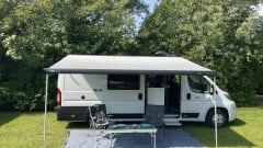 Jeffrey – 2p Fiat Campervan uit 2026 Mc Louis Memfys 4