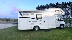 Moby – Adventurous new mobile home + sun canopy + air conditioning