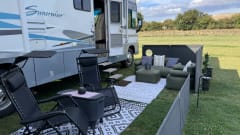 Winnebago Itasca Suncruiser 6 berth (4 seat belts)