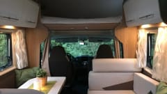 6-person Rimor alcove, unique layout