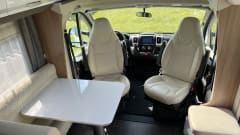 De luxe kampeerders  – Adria Coral 600SL Plus per 2 persone del 2020
