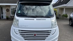 Esprit – 2p Dethleffs semi-integrated camper from 2014