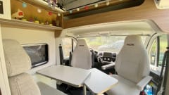 Le Fourgon Perché – A compact and comfortable converted van!