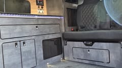 Jet – 4 berth Vivaro campervan from 2018