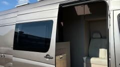 Churandy – 2p Other bus from 2011