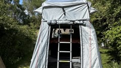 Harvey – 4 berth Volkswagen rooftop from 2007