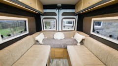 Lottie – Large 2 Berth Campervan