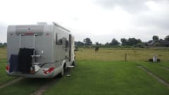 Narrow Hymer, practical and very complete
