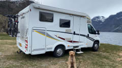 3p Sunlight semi-integrated off grid camper