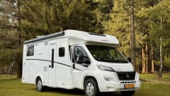 Camperverhuur Heeten – 4p Dethleffs semi-integrated uit 2024