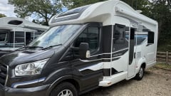 Paul – Swift Voyager 564M - Are you ready for an adventure of a lifetime?