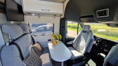 Bobil – 2024 Hymer campervan 4 personen