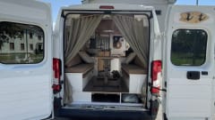 Vangogh – Unique van !!