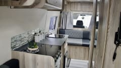 The Spirit of Scotland – Ontdek Schotland in onze Mercedes met 2/3 slaapkamers, toilet en douche, inclusief gratis verzekering.