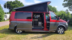 Mambo No.1 – Volkswagen Campervan 'Extra long' 
