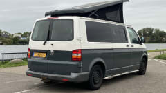 3p Volkswagen bus from 2008