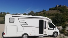 2p Hymer cl 588 semi-integrated from 2014