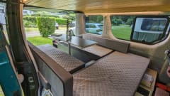 Vivi – DIY Campervan