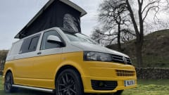Daisy – Daisy - VW T5 Campervan