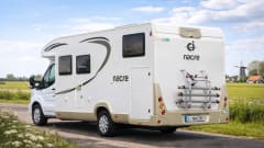 Bürstner 710g Plus | Luxus & Qualität | Elektrisch verstellbares Bett