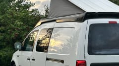 Maxi  – 2p Volkswagen Caddy maxi campervan uit 2018
