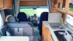 Peter – 4p Bürstner semi-integrated from 2001