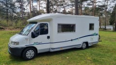 ZU VERMIETEN Halbintegrierter Camper Chausson 4 / 6 Pers für Ihren Top-Urlaub
