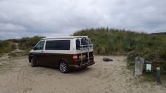 Rinus – 4p Volkswagen t5 150 hp automatic bus camper